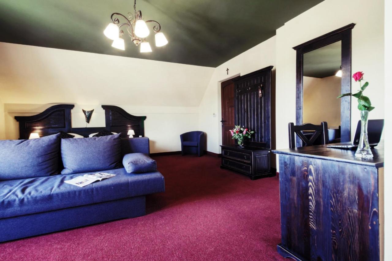 Hotel Kasztel Rzezawa Kültér fotó