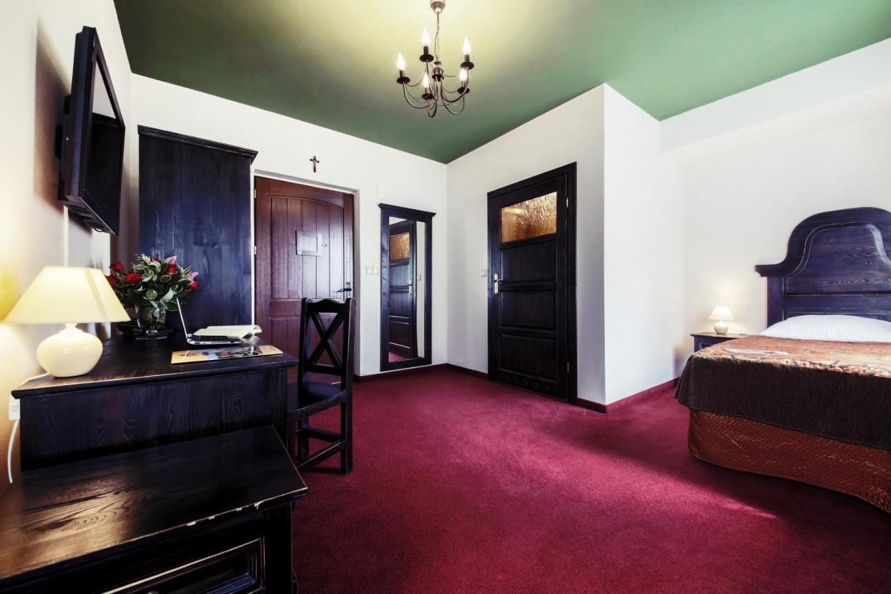 Hotel Kasztel Rzezawa Kültér fotó